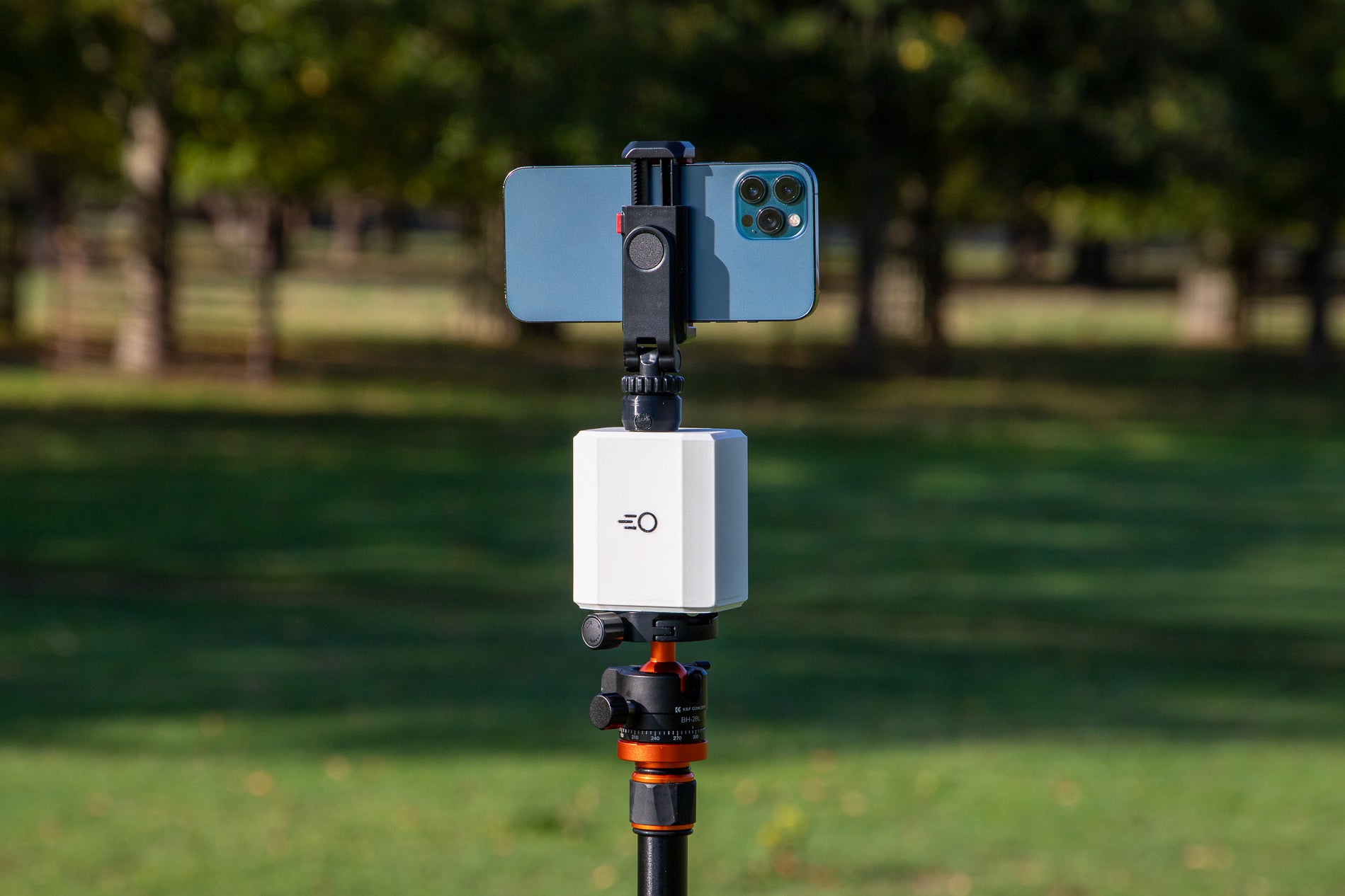 The Pitchwise Mount
